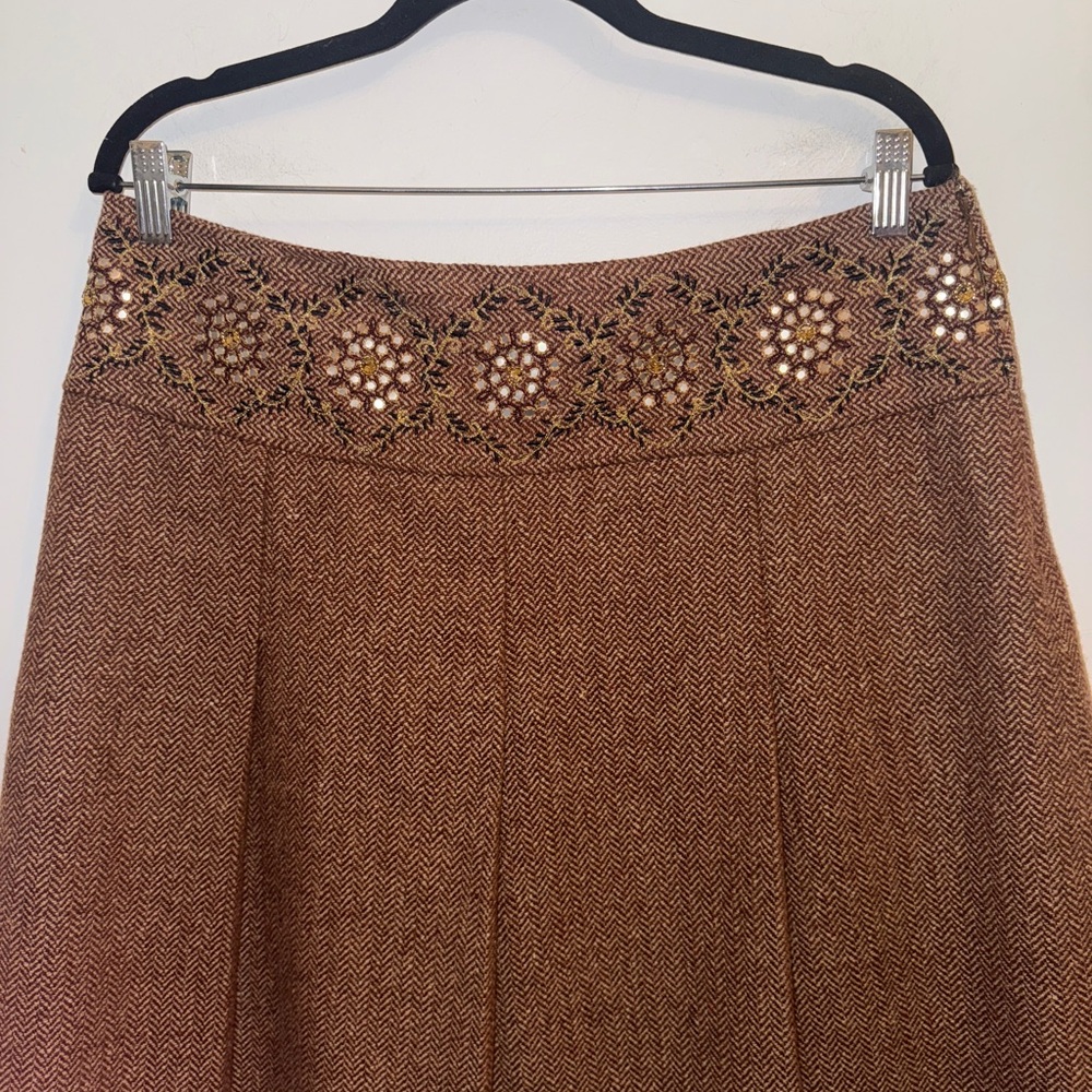 Ann Taylor LOFT Embroidered Tweed A-Line Skirt | Size 12 | Academia 🍂 - Picture 6 of 10